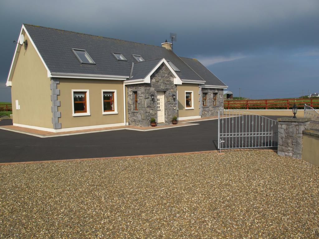 O'Learys Lodge Doolin Exterior foto